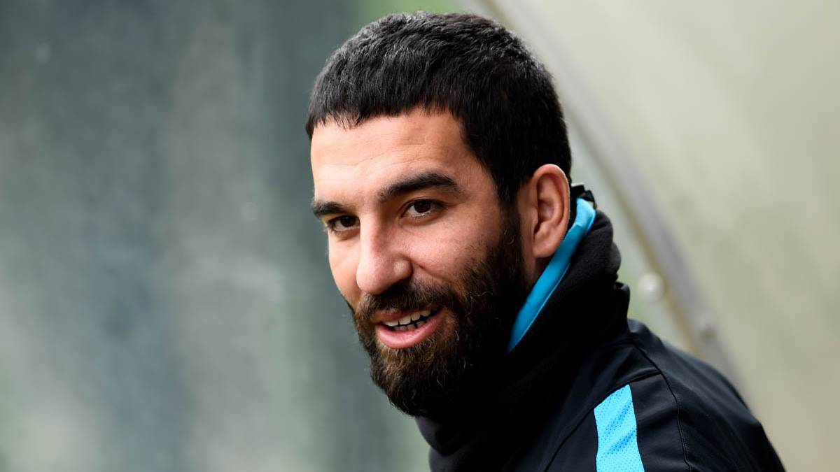 Burn Turan, before a training with the FC Barcelona