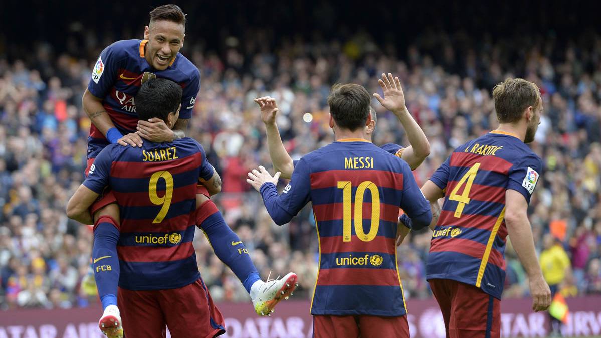 El Barça, celebrando el último gol de Neymar al Espanyol