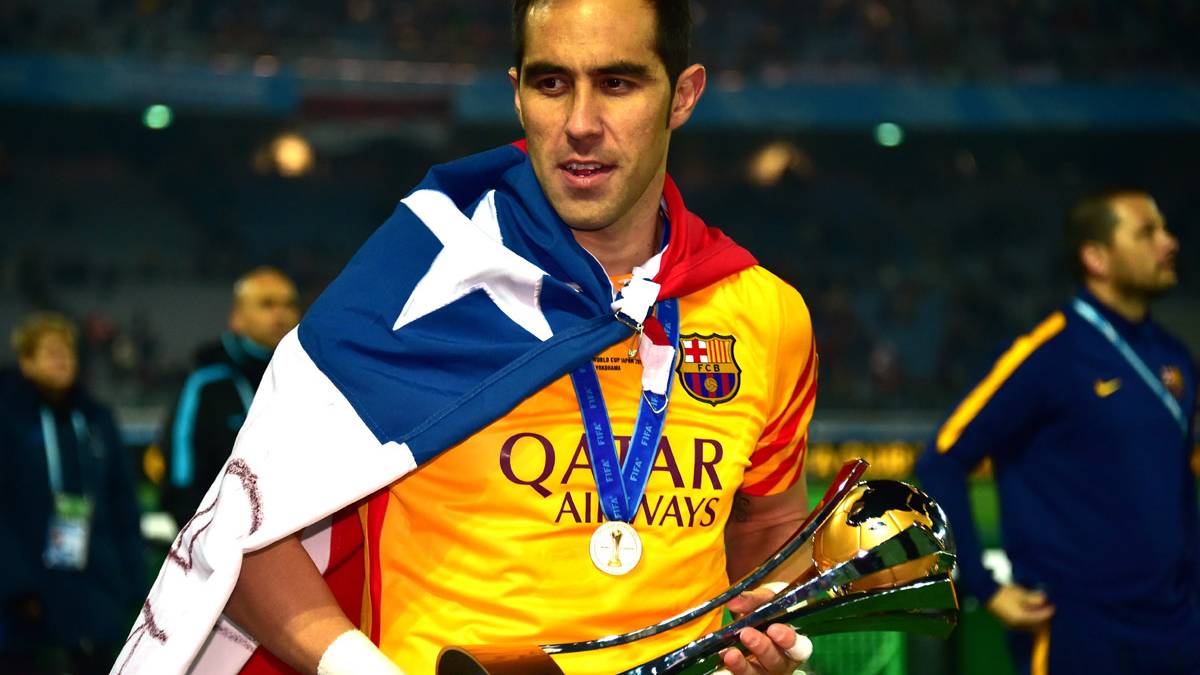 Claudio Bravo, after conquering the World-wide of Clubs with the Barça