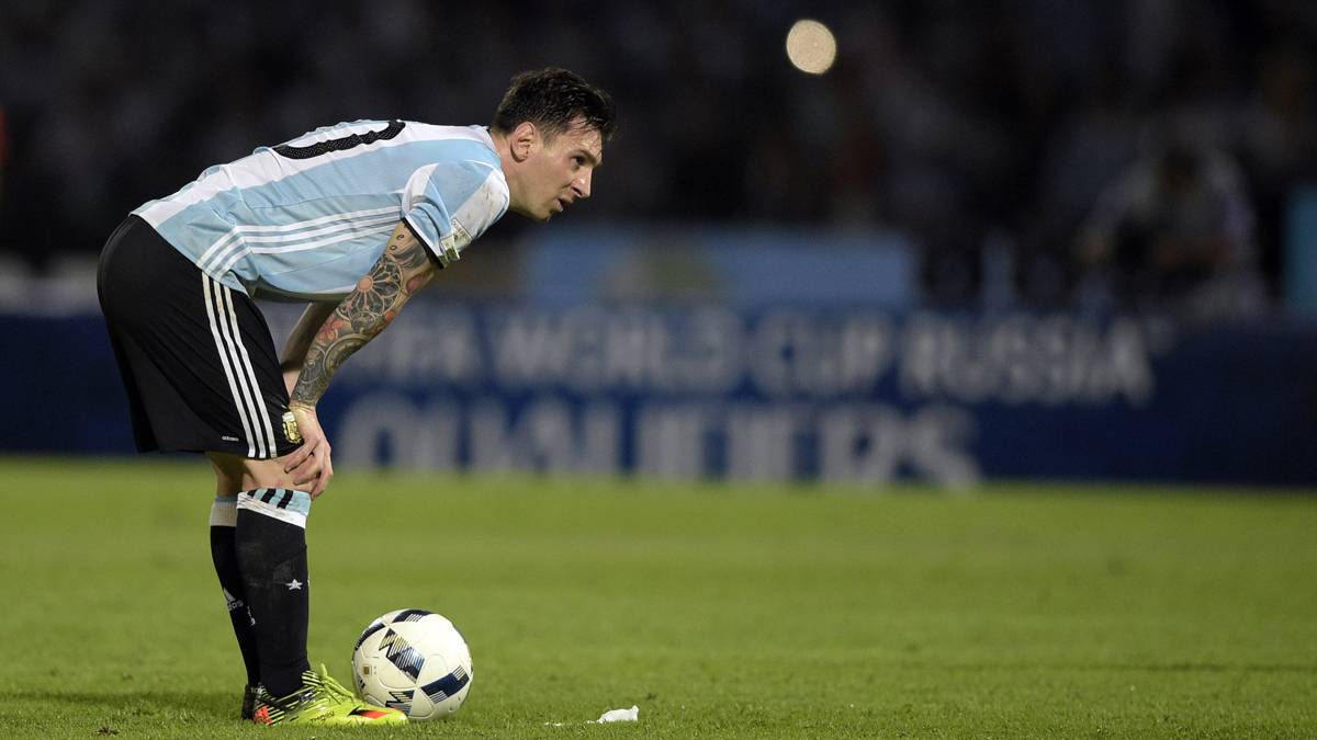 Leo Messi, concentrado en un partido amistoso con Argentina