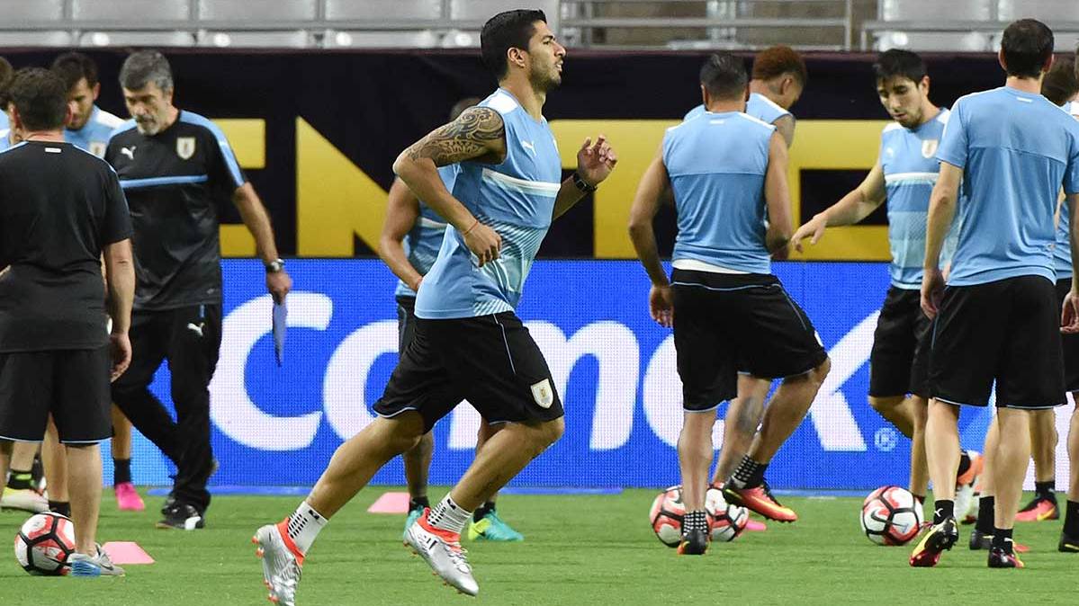 Luis Suárez en el entrenamiento de Uruguay este 4 de junio