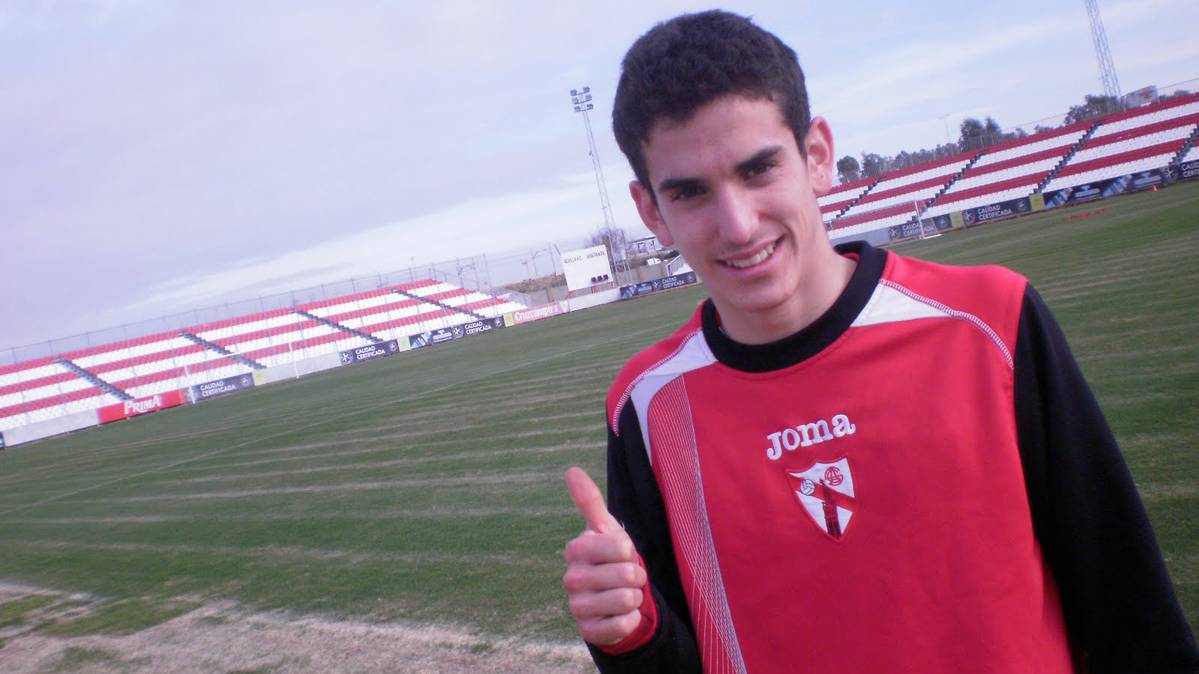 Jesús Alfaro, when it was presented like player of the Alcoyano