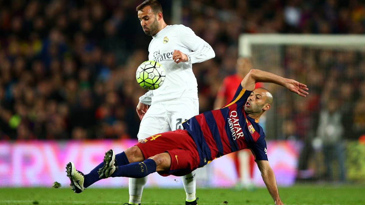 Javier Mascherano, cutting a counterattack of the Real Madrid