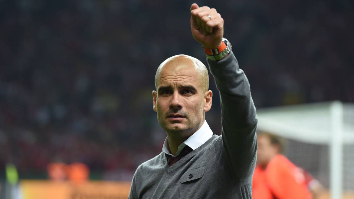 Pep Guardiola, celebrating the last Glass of Germany of the Bayern