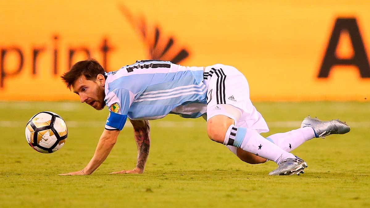 Lionel Messi, en una jugada de la final entre Argentina y Chile en la Copa América Centenario
