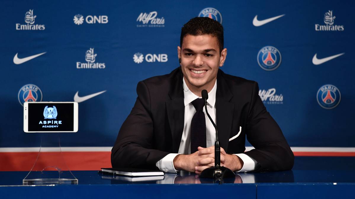 Ben Arfa, during his official presentation with the PSG