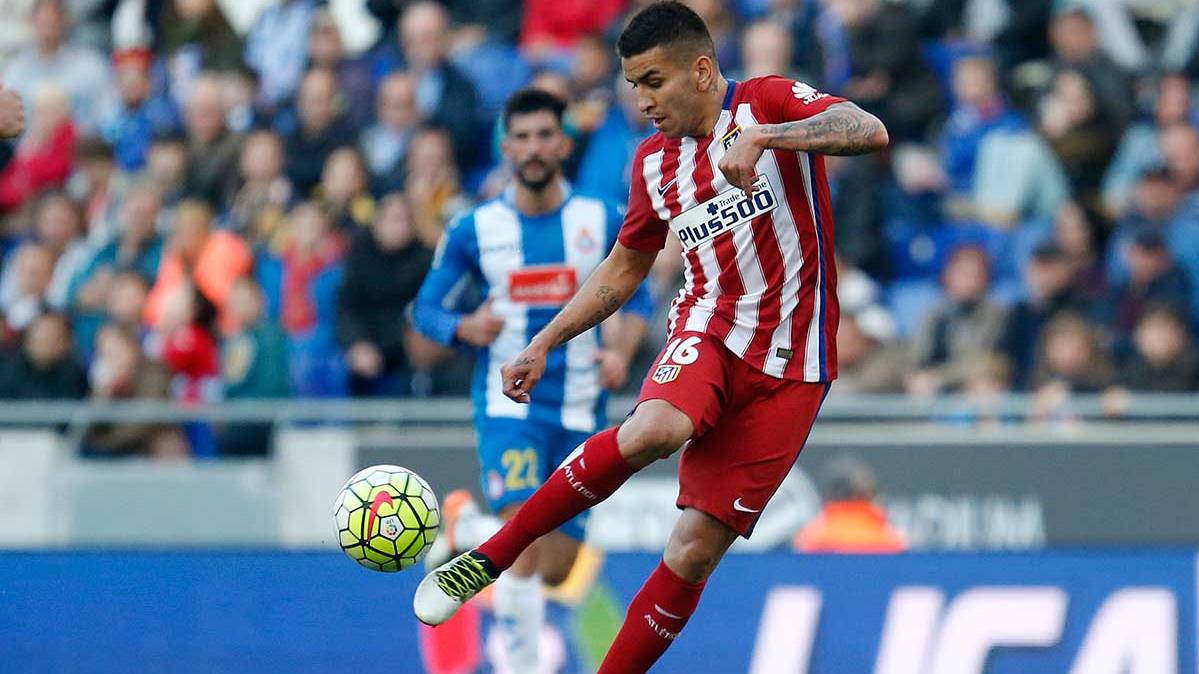 Ángel Correa in a party with the Athletic of Madrid the 2015-2016