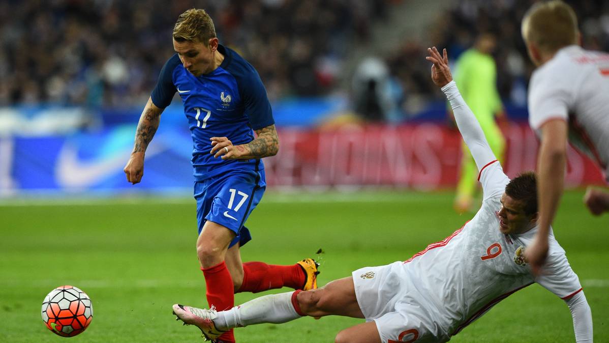Lucas Digne, en un partido con la selección de Francia