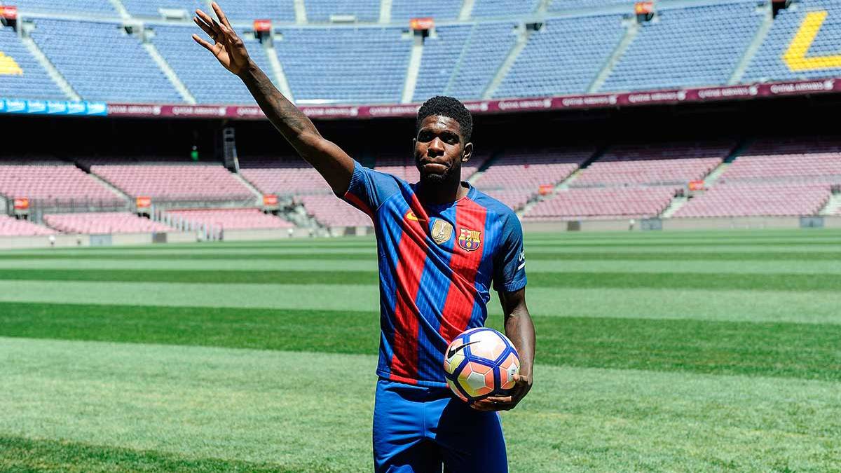 Samuel Umtiti the day of his presentation with the FC Barcelona