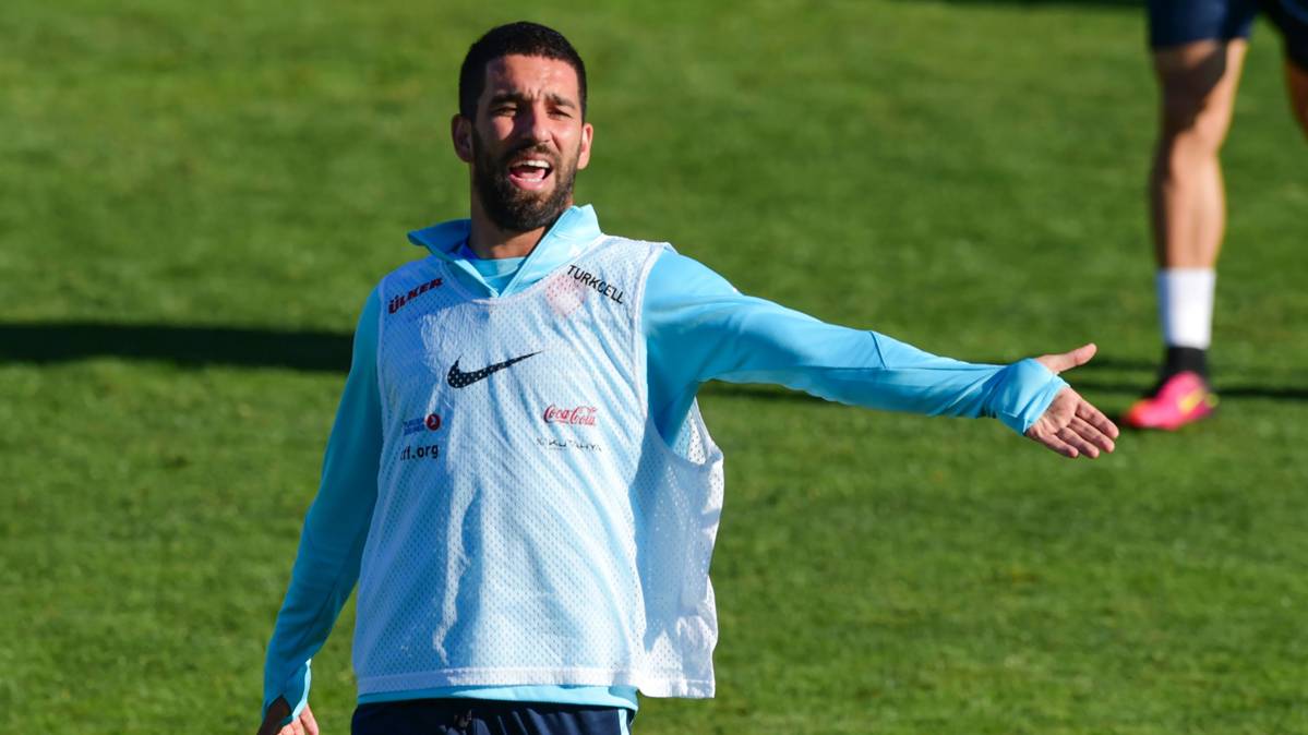 Burn Turan, during a training with the selection of Turkey