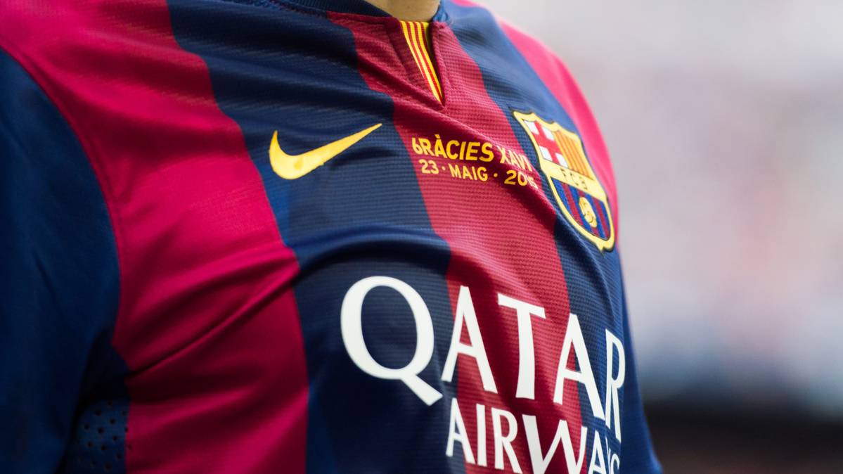 Advertising of Qatar Airways in the T-shirt of the FC Barcelona