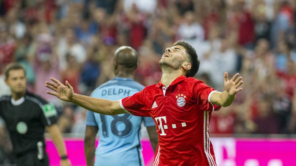 Erdal Öztürk, después de marcar el único gol del Manchester City-Bayern