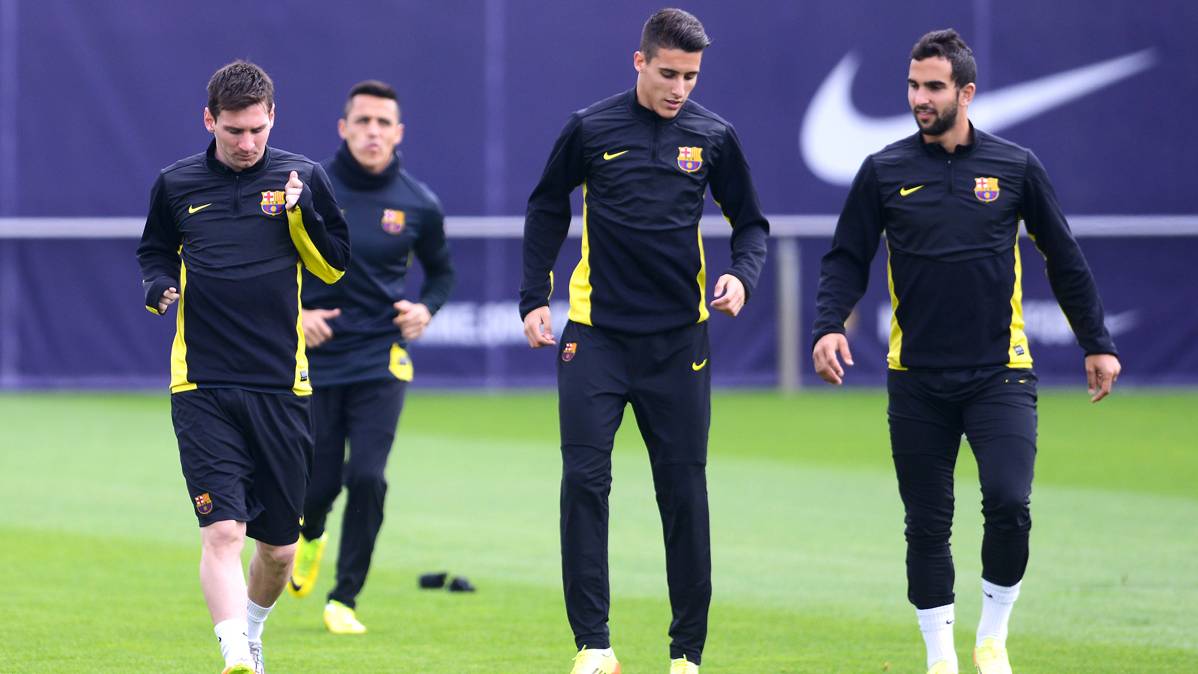 Cristian Tello and Martín Montoya, training in an image of archive