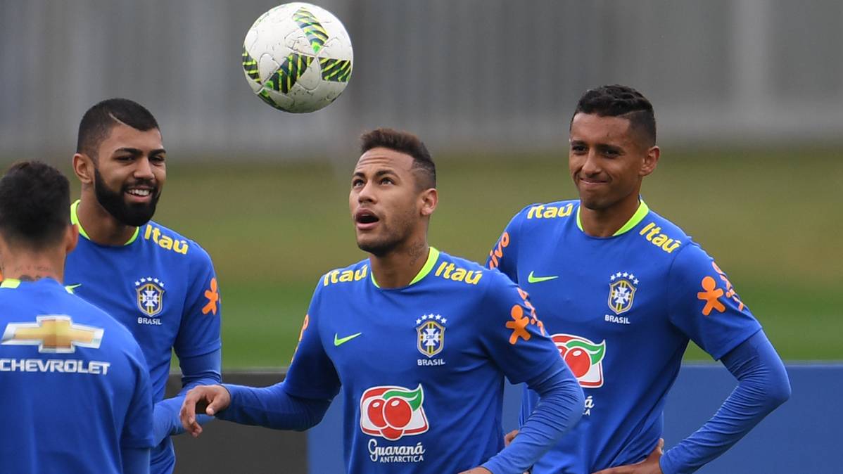 Neymar Jr, training with the selection of Brazil