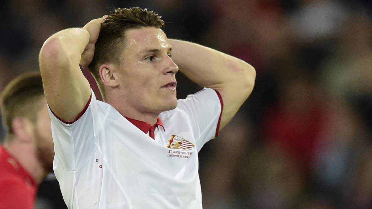 Kevin Gameiro, regretting after an opportunity failed