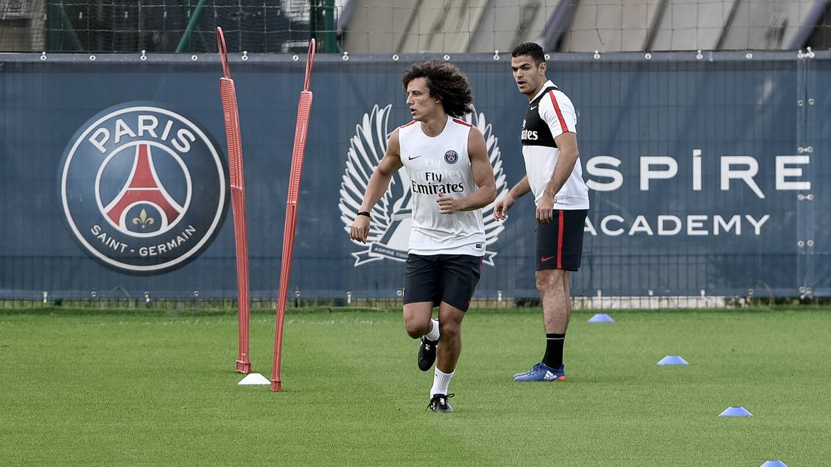 Hatem Ben Arfa y David Luiz, durante un entrenamiento del PSG