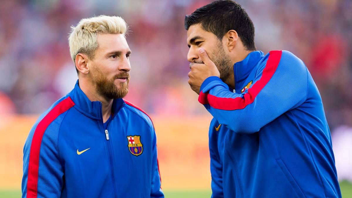 Leo Messi and Luis Suárez, conversing before the Gamper 2016