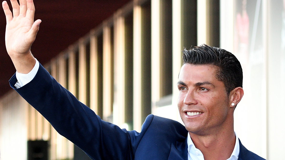 Cristiano Ronaldo, en una imagen de archivo tras ganar la Eurocopa