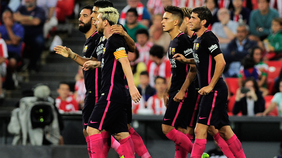 El FC Barcelona, celebrando el primer gol contra el Athletic