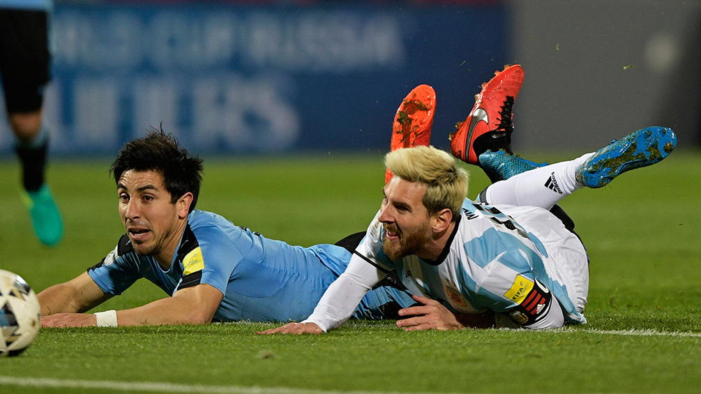 Leo Messi durante el partido ante Uruguay