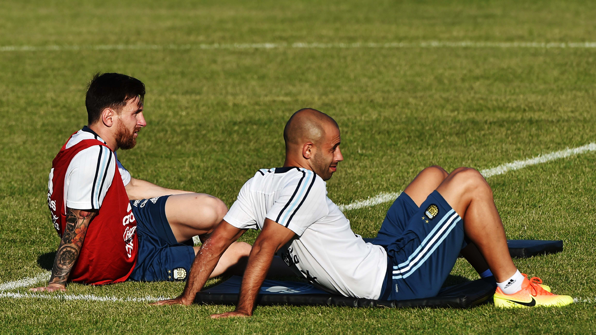 Messi y Mascherano, durante un entrenamiento con Argentina