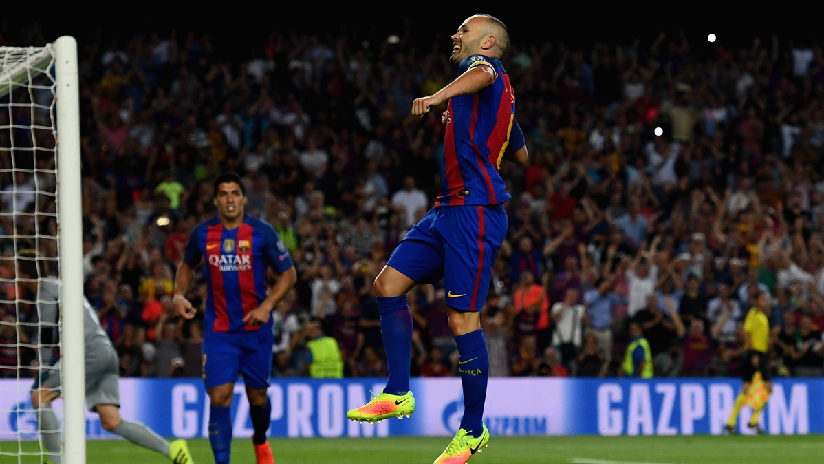 Andrés Iniesta, celebrating the golazo marked to the Celtic of Glasgow
