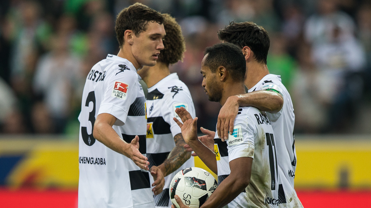 The Borussia M'Gladbach, celebrating a marked goal to the Werder Bremen