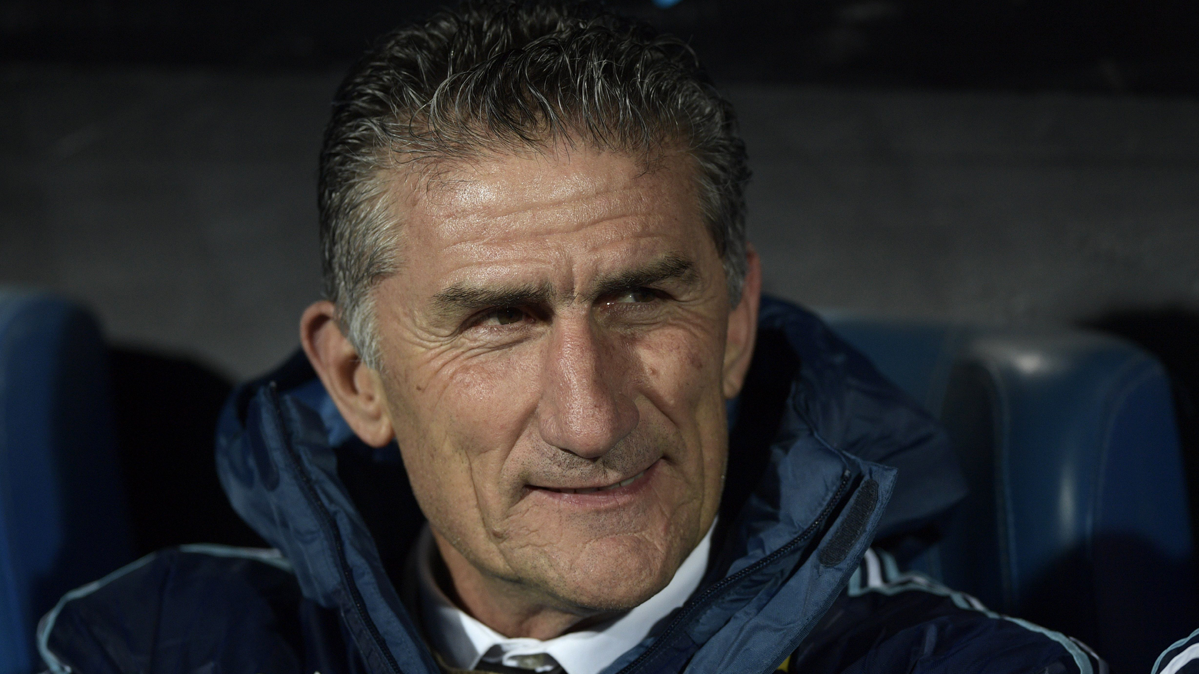 Edgardo Bauza, in the bench of the selection of Argentina