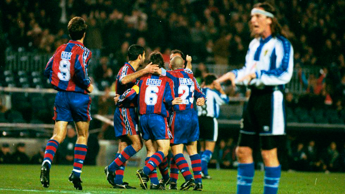 The FC Barcelona celebrating one of the goals in the eighth of Glass in front of Hercules in the 95-96