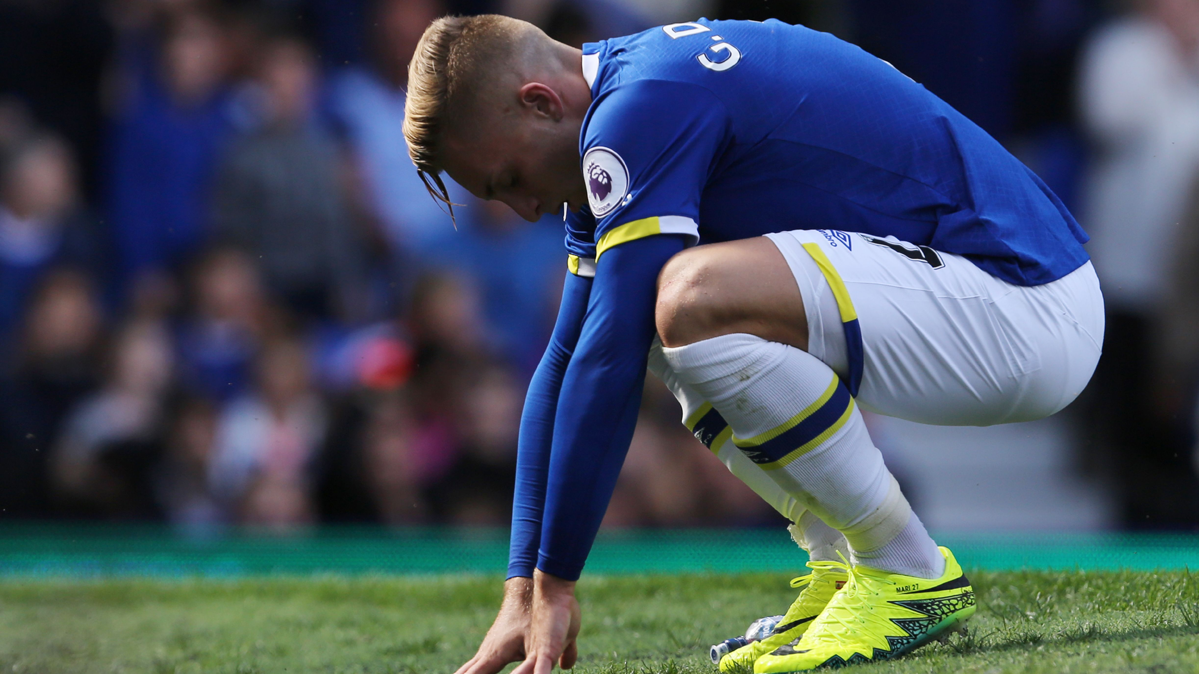 Gerard Deulofeu, lamentándose tras una ocasión fallada en el Everton