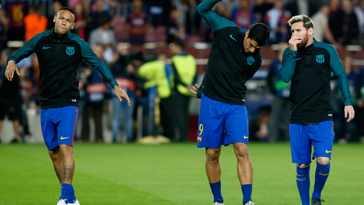 Neymar Jr, Messi and Luis Suárez, heating before the Barça-City