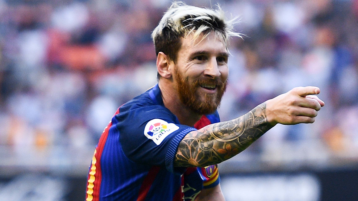 Leo Messi, celebrando el último gol marcado al Valencia en Mestalla