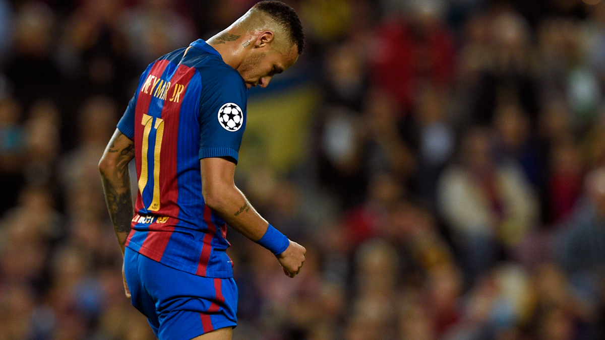 Neymar Jr, in an action of the FC Barcelona-Manchester City