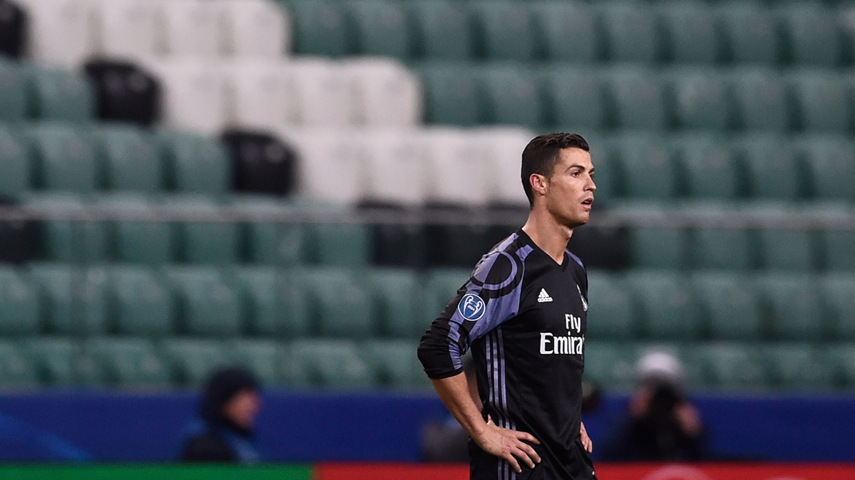 Cristiano Ronaldo, desesperado ante el Legia de Varsovia