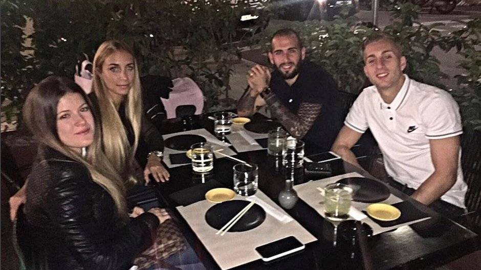 Deulofeu And Aleix Vidal, in the famous photo of the discord