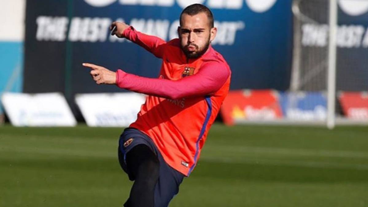 Aleix Vidal, training this Tuesday in the Ciutat Esportiva of the Barça