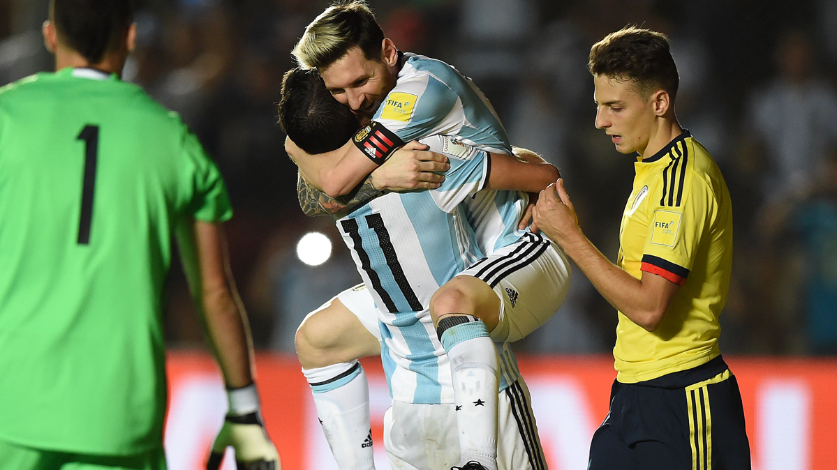 Leo Messi, celebrating one of the goals of Argentina to Colombia