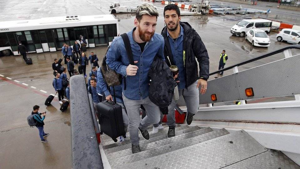 El FC Barcelona, cogiendo el avión rumbo a Glasgow
