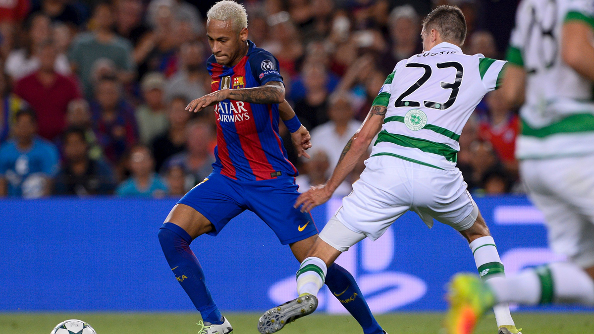 Neymar Jr, durante el partido de la primera vuelta contra el Celtic