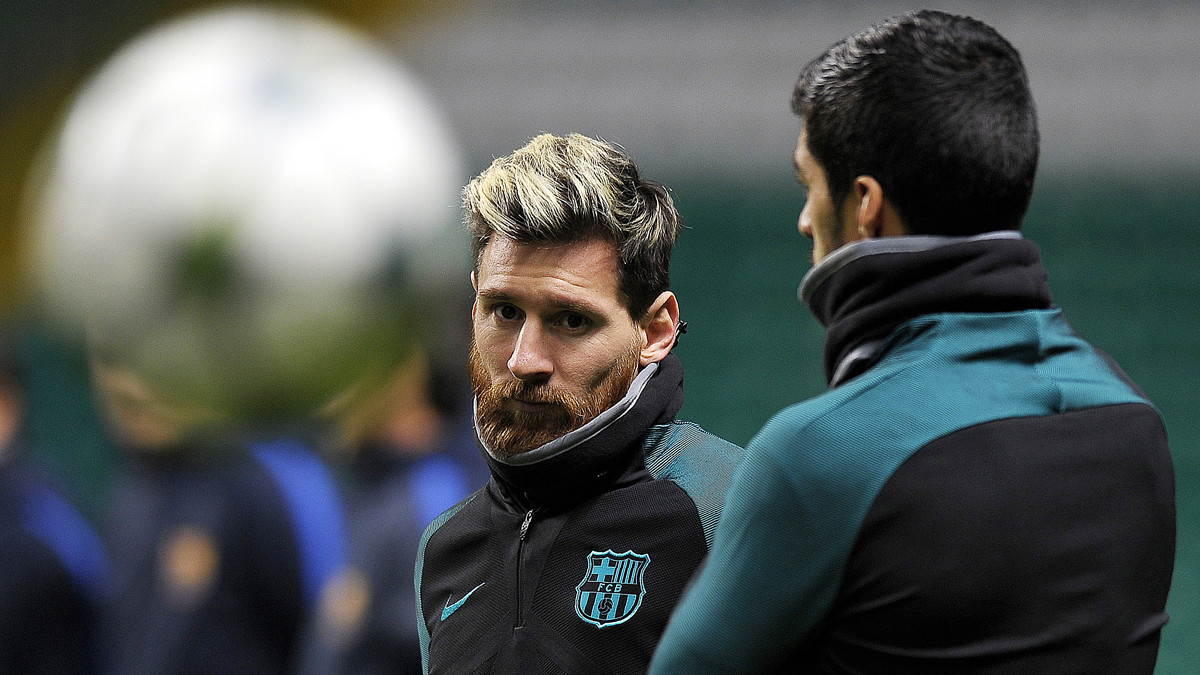 Leo Messi and Luis Suárez, during a train of the FC Barcelona