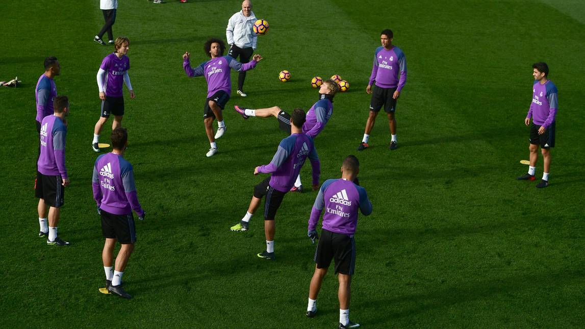 El Real Madrid, entrenando en Valdebebas