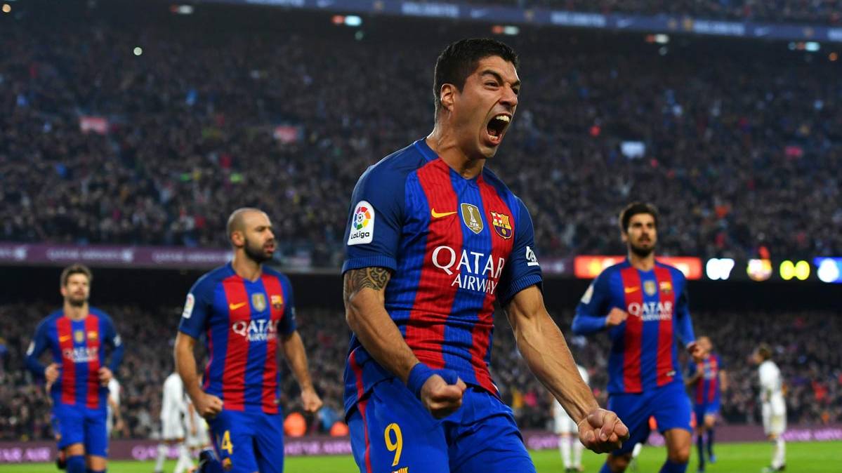 Luis Suárez, celebrating the marked goal in the Classical