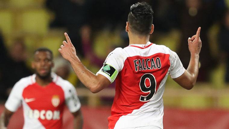 Radamel Falcao, celebrating a goal with the Monaco