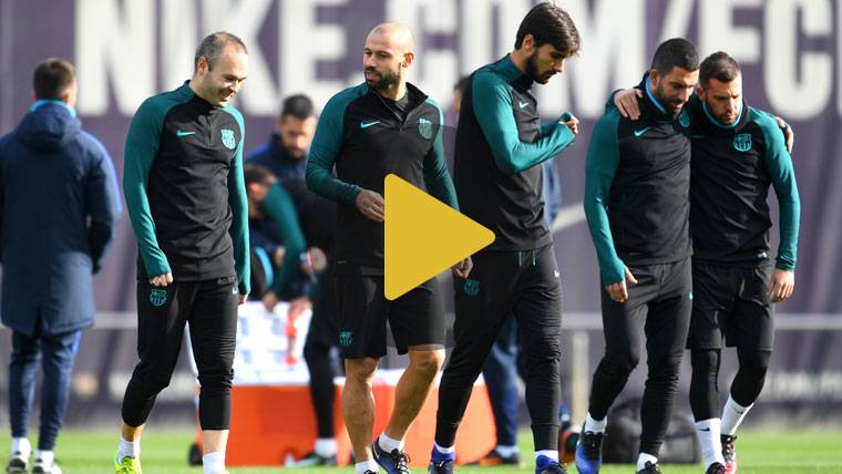 El FC Barcelona, entrenando en la Ciutat Esportiva