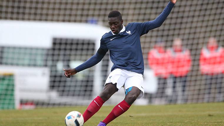 Upamecano In a meeting with France sub 18