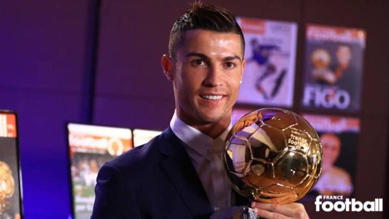 Cristiano Ronaldo, just after receiving the Balloon of Gold 2016