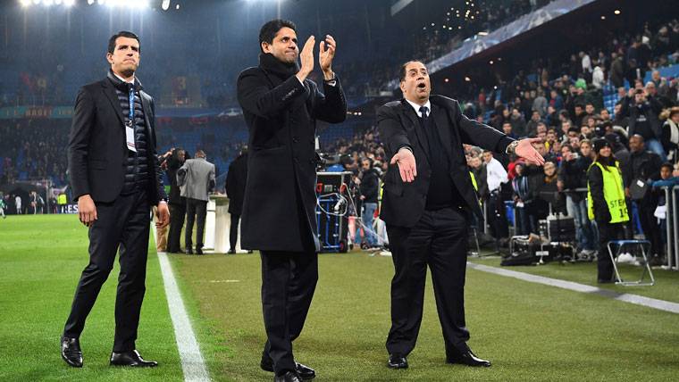 Nasser To the-Khelaifi, applauding to the fans of the PSG in Basilea