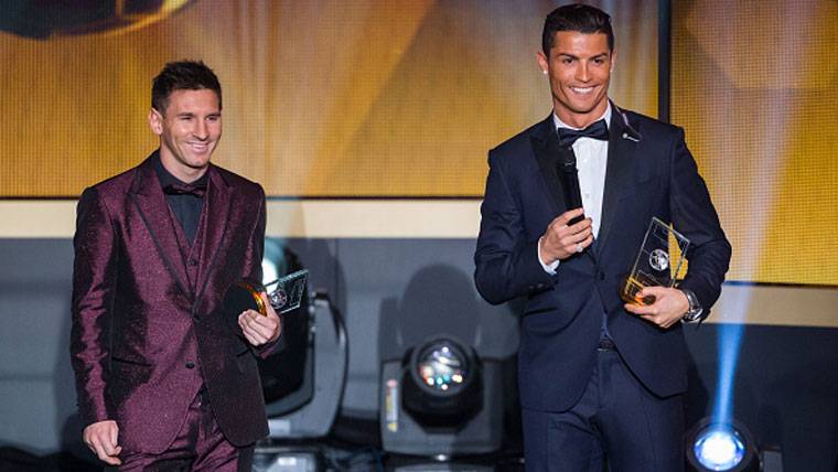Leo Messi y Cristiano, durante la gala del Balón de Oro 2014
