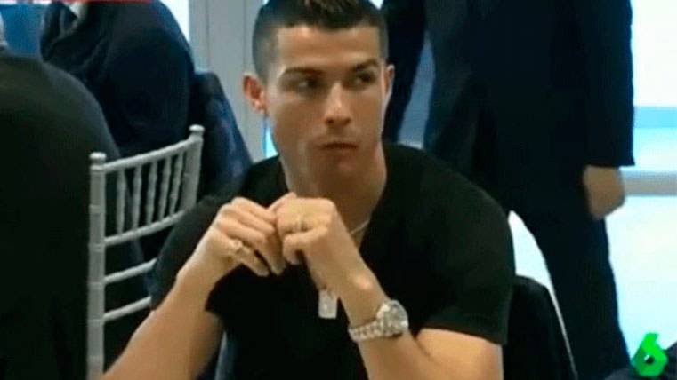 Cristiano Ronaldo durante la cena del Real Madrid en Navidad
