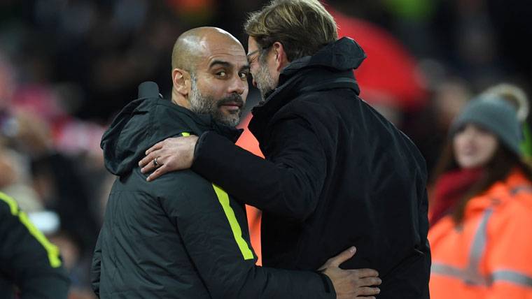 Jürgen Klopp and Pep Guardiola, greeting after the Liverpool-City